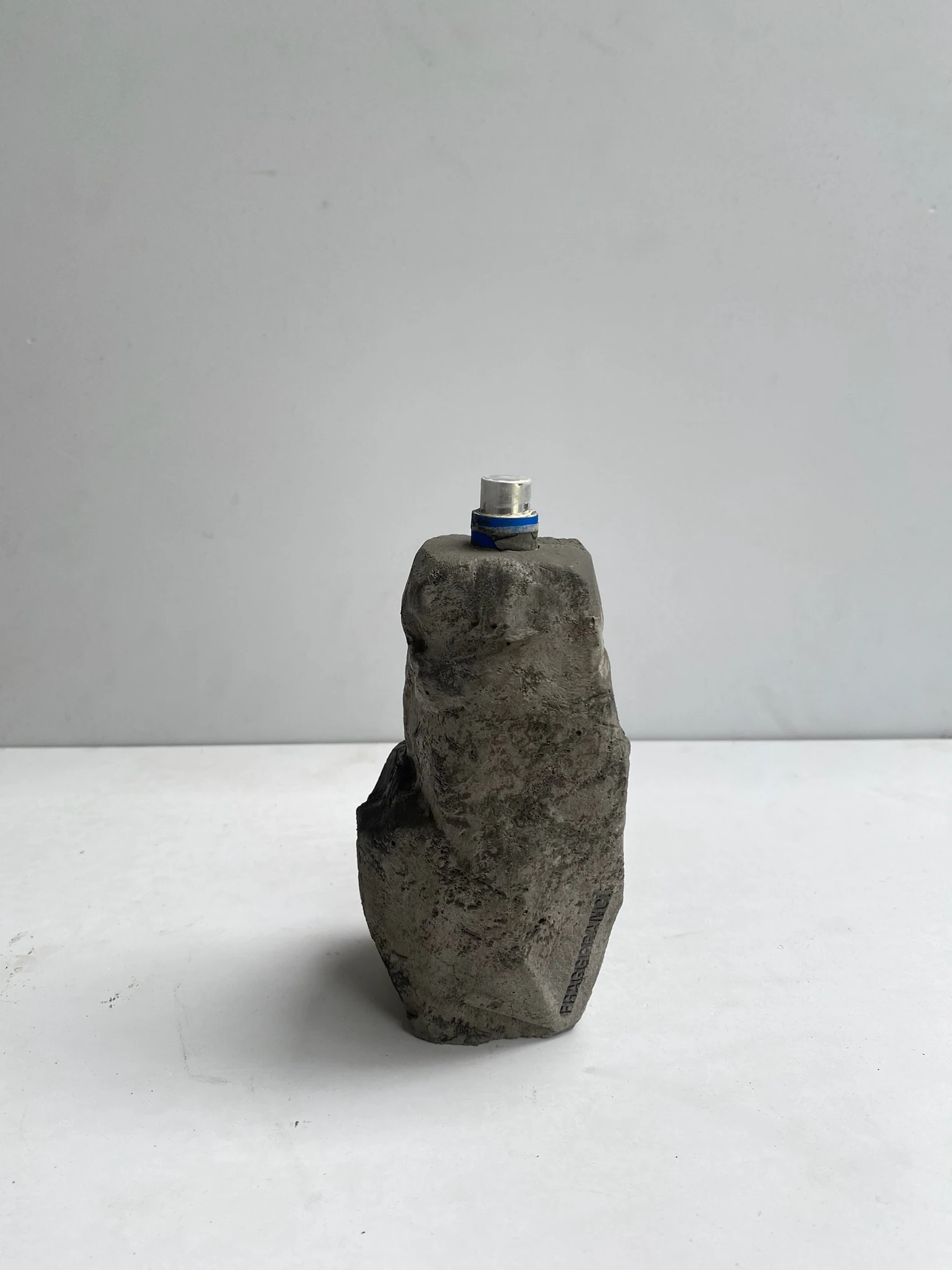 Concrete bottle cast 12